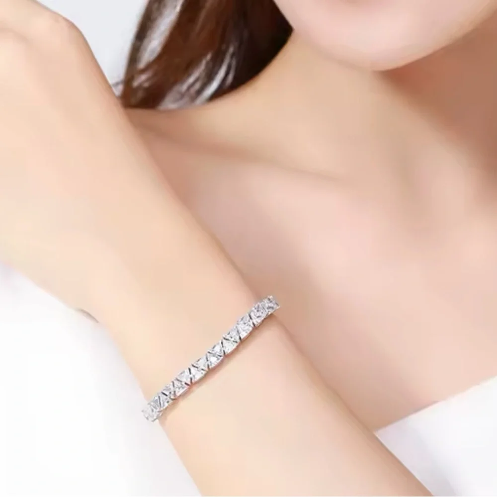 18k 13ct Trillion Tennis Bracelet - Picture 4 of 14